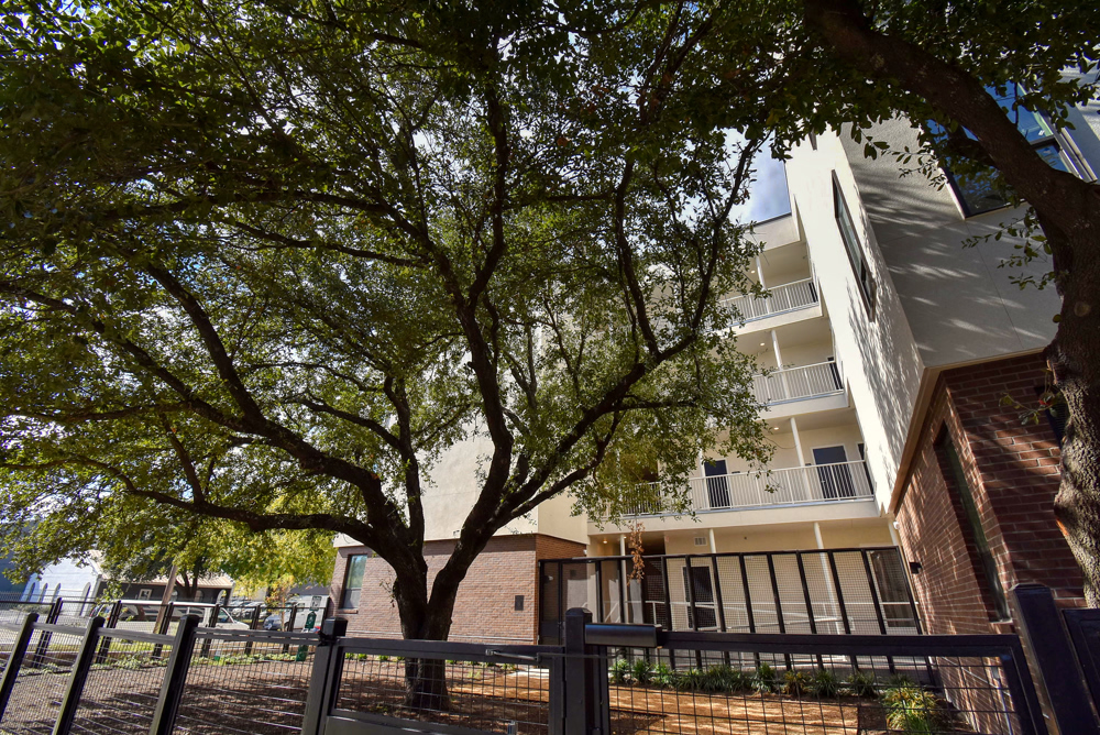 Apartments in Austin Texas Pathways at Chalmers Courts South (737